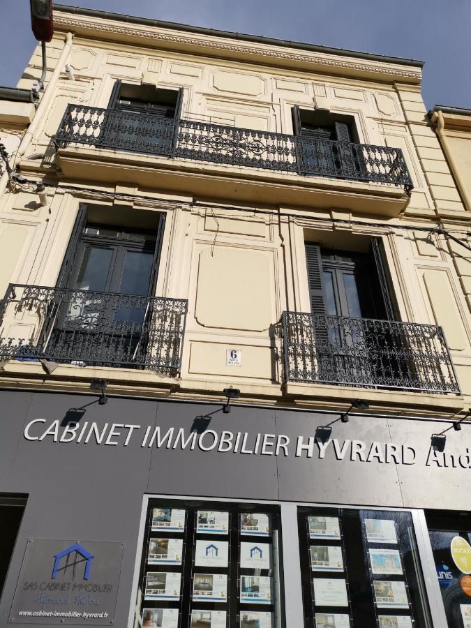 Saint-Chamond Aparthotel Exterior foto